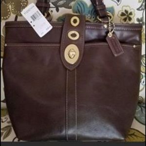 Coach NWT Turnlock Legacy Tote